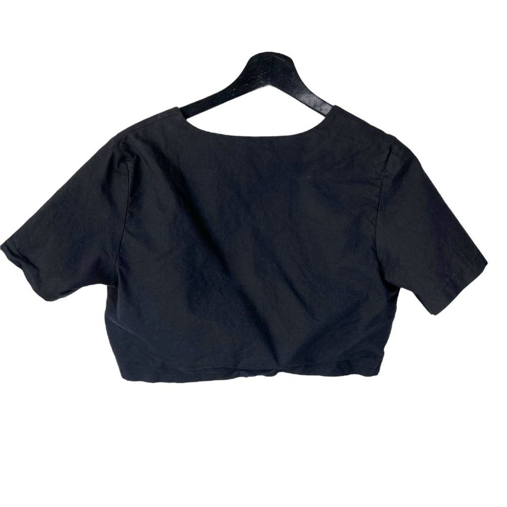 Princess Polly Black Short Sleeve Crop Button Up Top Medium - Picture 2 of 6